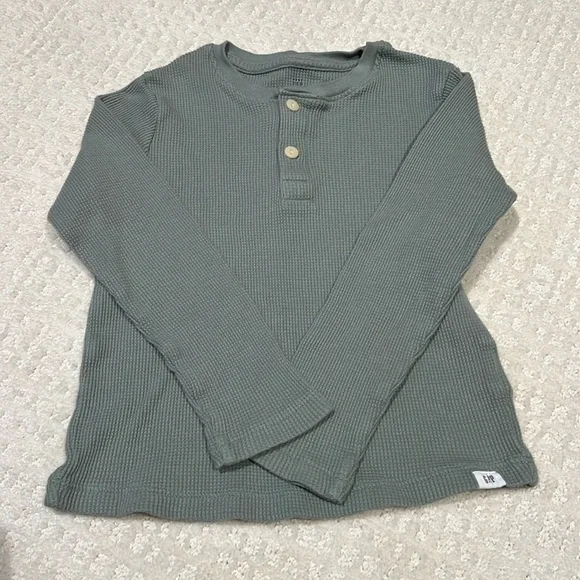 EUC sage green gap boys 5t waffle shirt - Picture 1 of 3